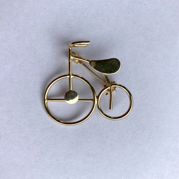 VINTAGE 80’s Trike Brooch - Picture 4 of 5